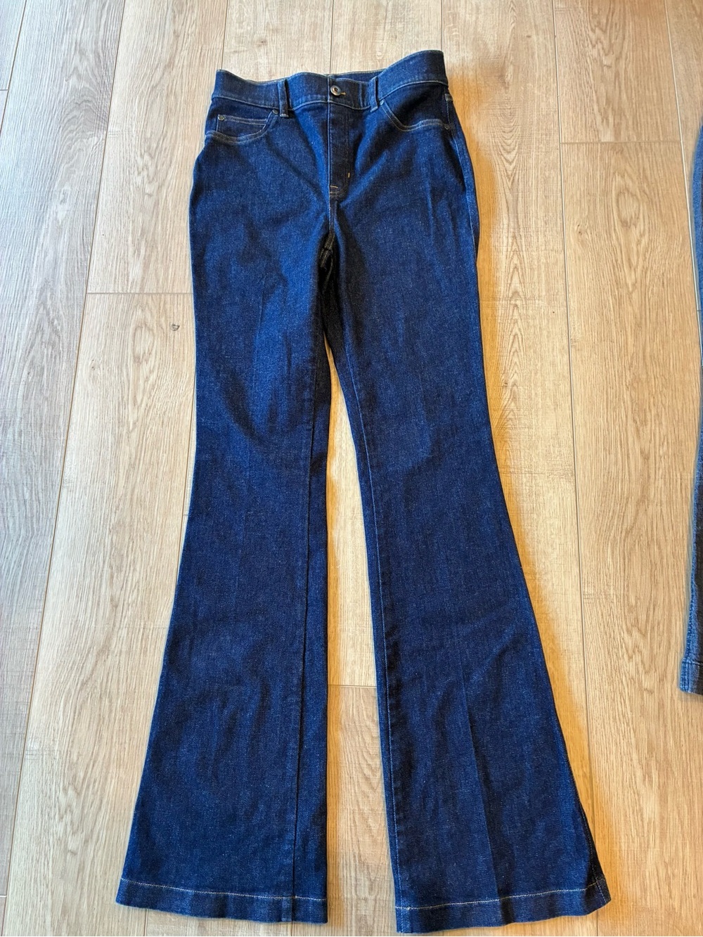 Spanx Dark Blue Flare Jeans high rise tummy control stretchy cotton medium EUC